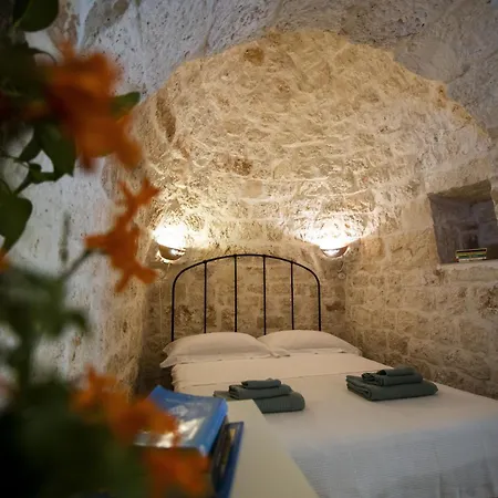 Trullo Bouganville בית נופש